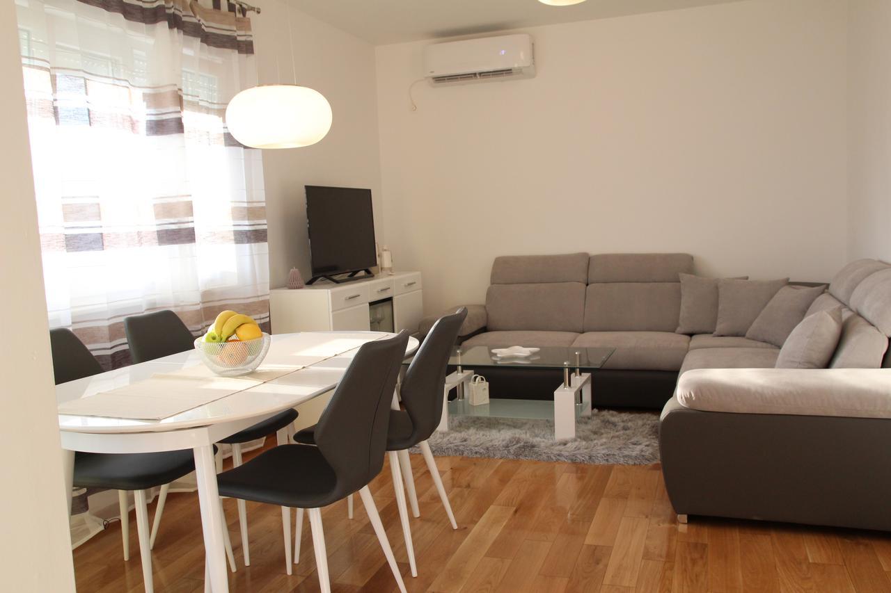 Apartment Mario Podstrana Dış mekan fotoğraf